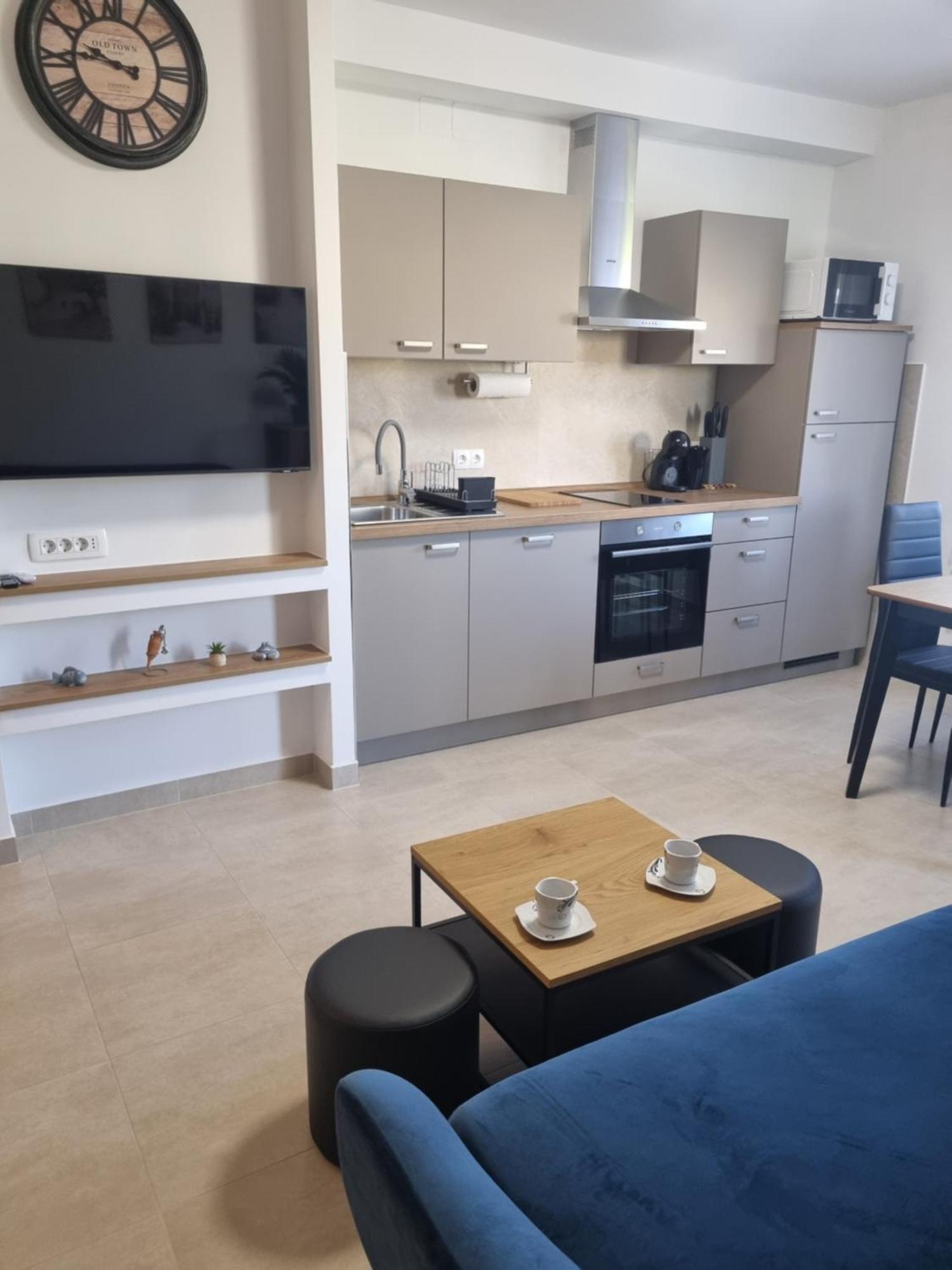 Apartment Oliva คิร์ก ภายนอก รูปภาพ