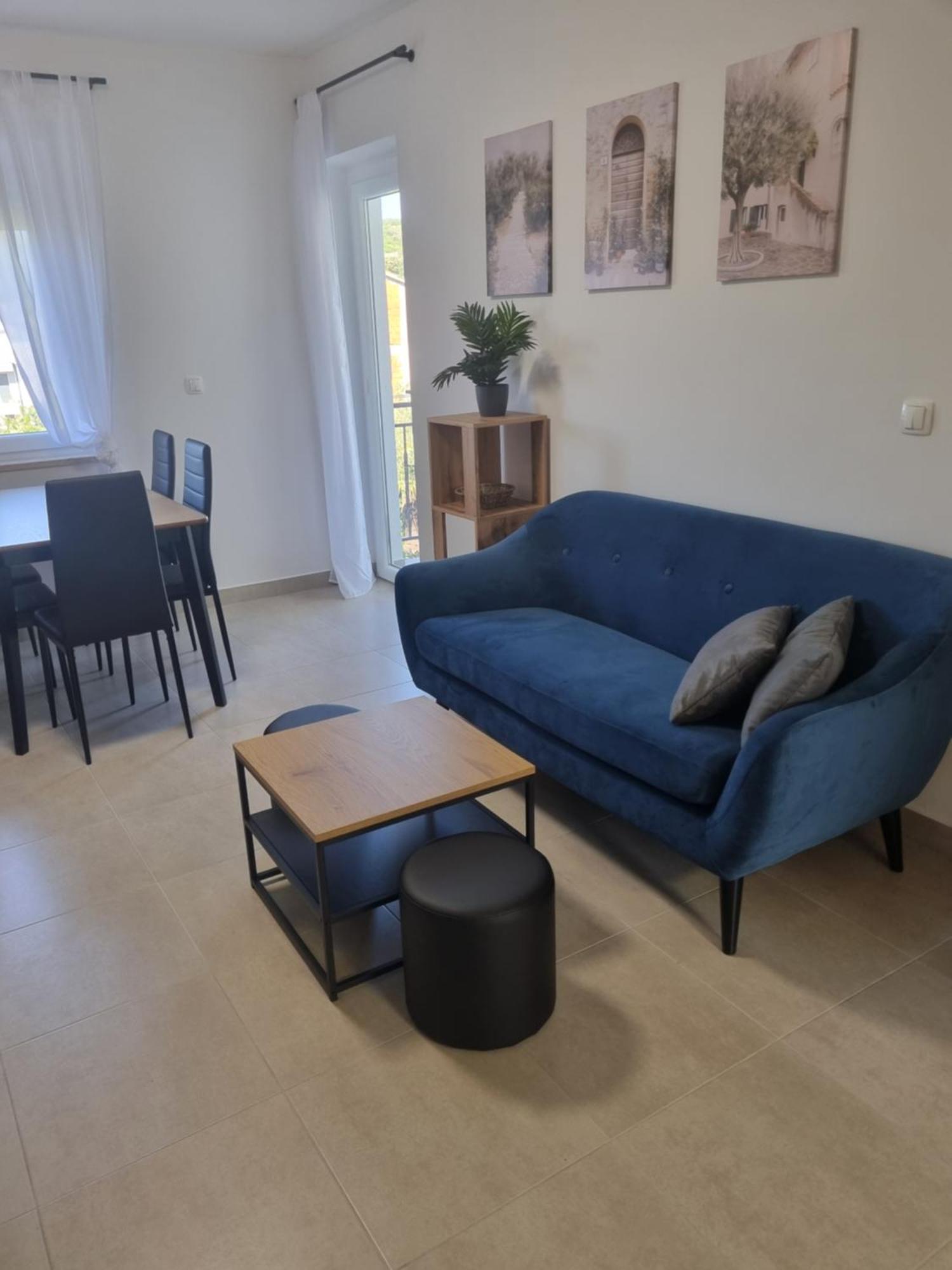 Apartment Oliva คิร์ก ภายนอก รูปภาพ