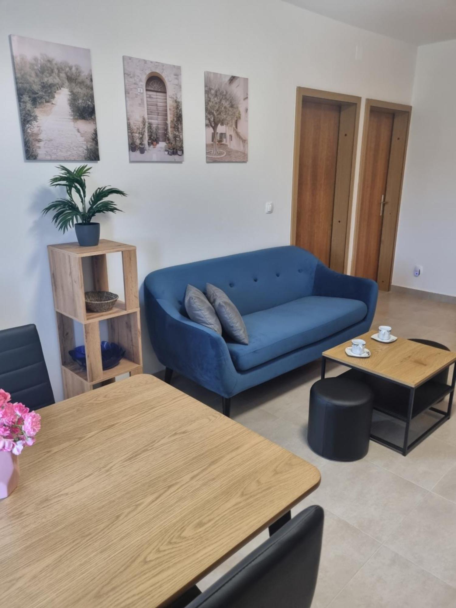 Apartment Oliva คิร์ก ภายนอก รูปภาพ