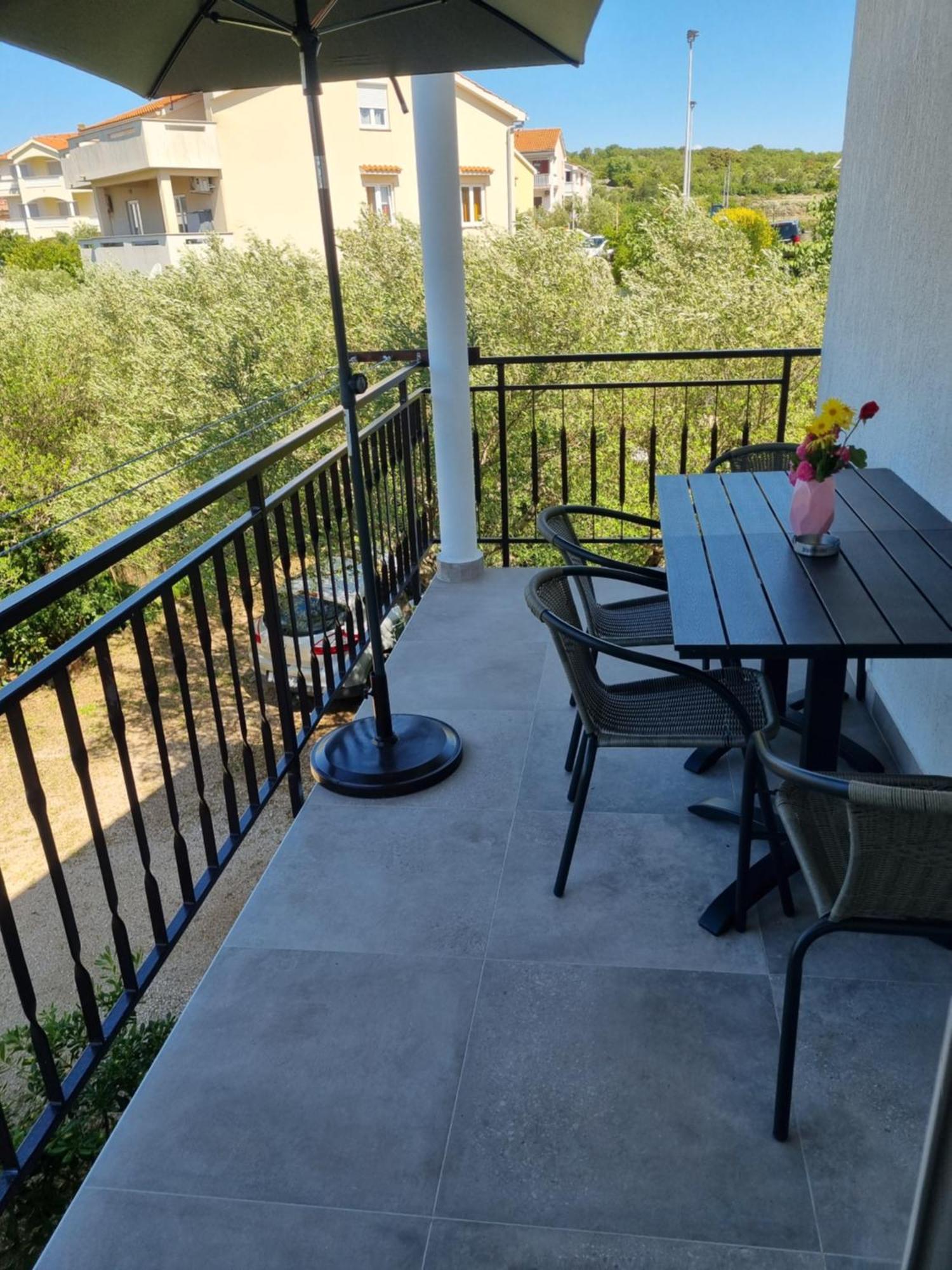 Apartment Oliva คิร์ก ภายนอก รูปภาพ