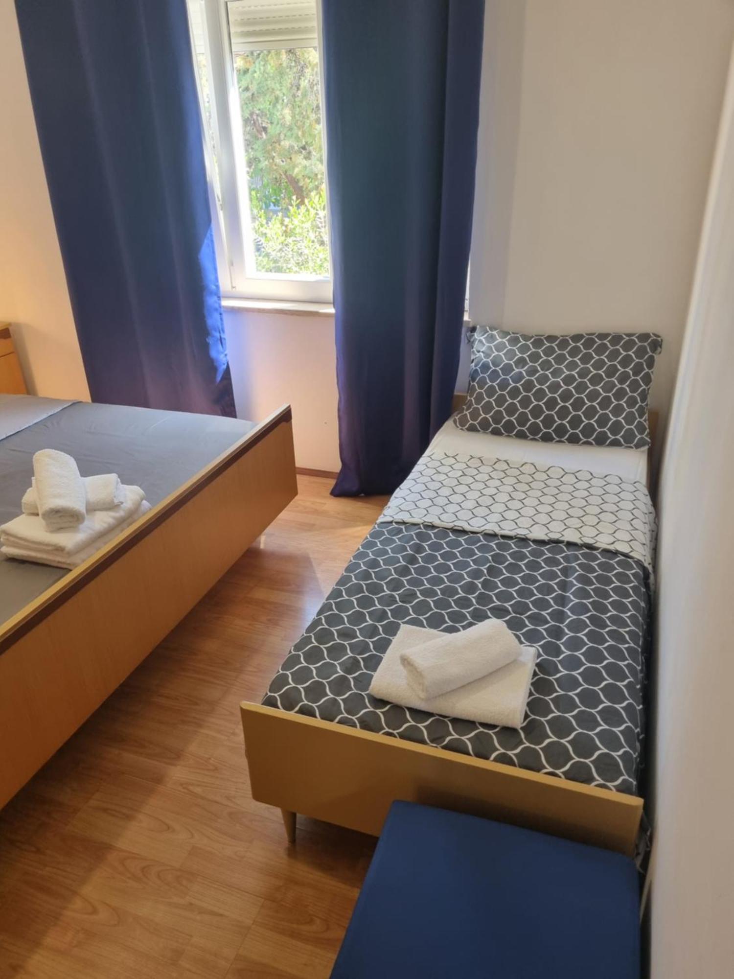 Apartment Oliva คิร์ก ภายนอก รูปภาพ